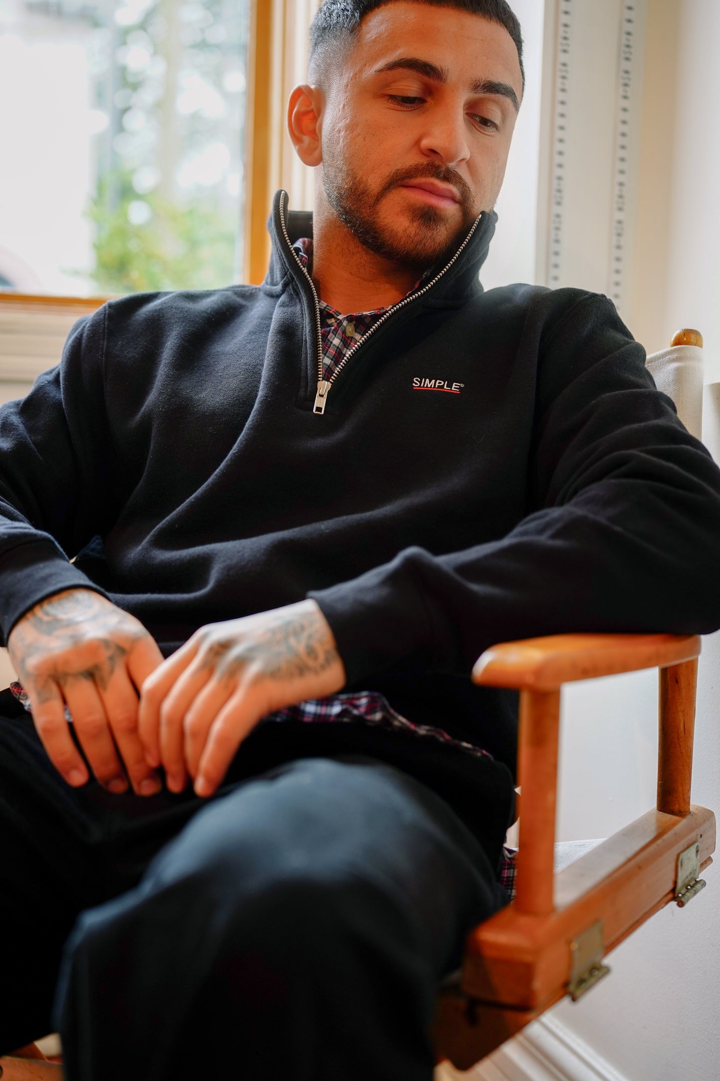 Banner 1/4 Zip Sweatshirt - Black
